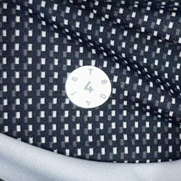 Lululemon Womens Fast and Free Tight 25" Reflective Pocket Running Workout Sz 4 - Picture 10 of 11